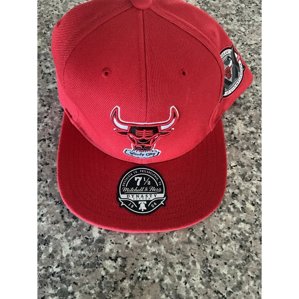 Mitchell & Ness Chicago Bulls Fitted Hat Size 7 1/2 Windy City 20th Anniversary